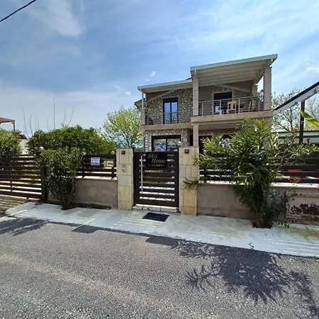 Σπίτι διακοπών Akis House Néa Meságkala