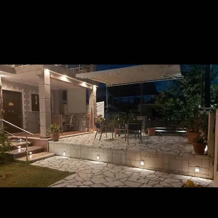 Feriehus Akis House Néa Meságkala