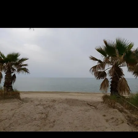 Akis House Néa Meságkala