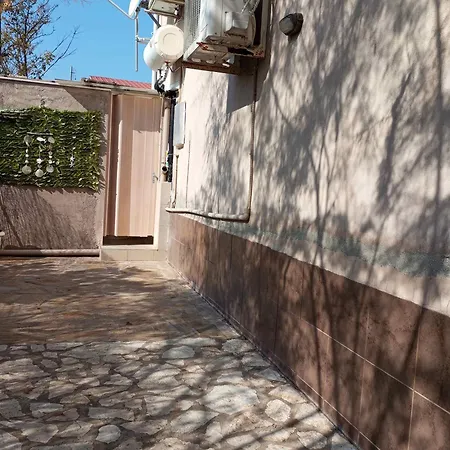 Akis House * Néa Meságkala