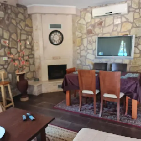 Feriehus Akis House Néa Meságkala