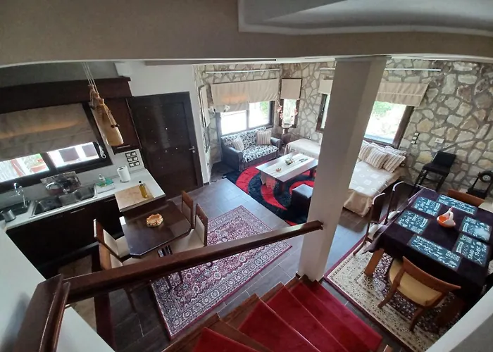 Case de vacanță Akis House