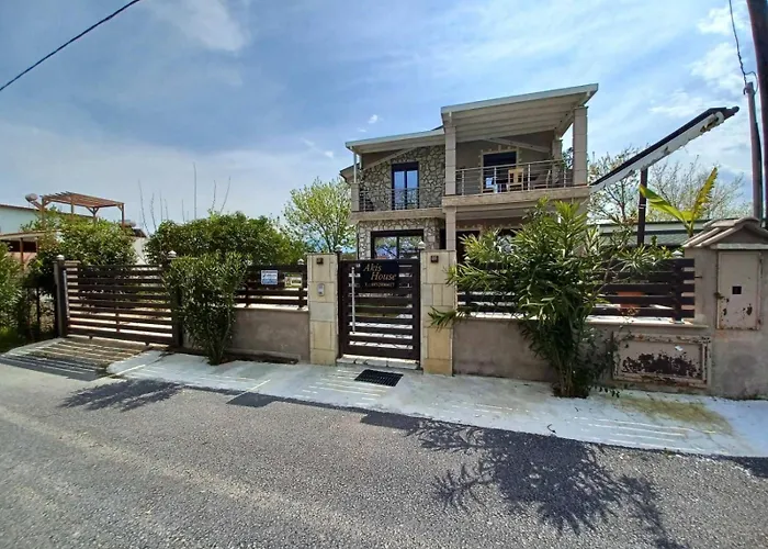 Case de vacanță Akis House Néa Meságkala