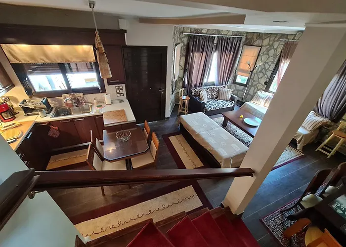 Akis House Case de vacanță Néa Meságkala