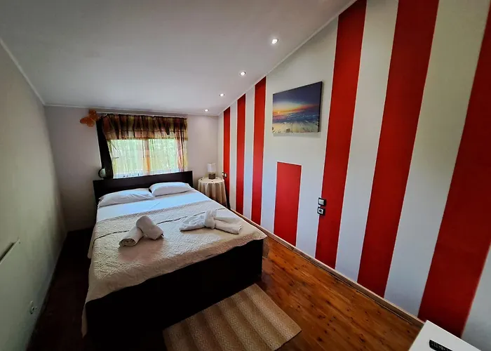 Akis House Case de vacanță Néa Meságkala